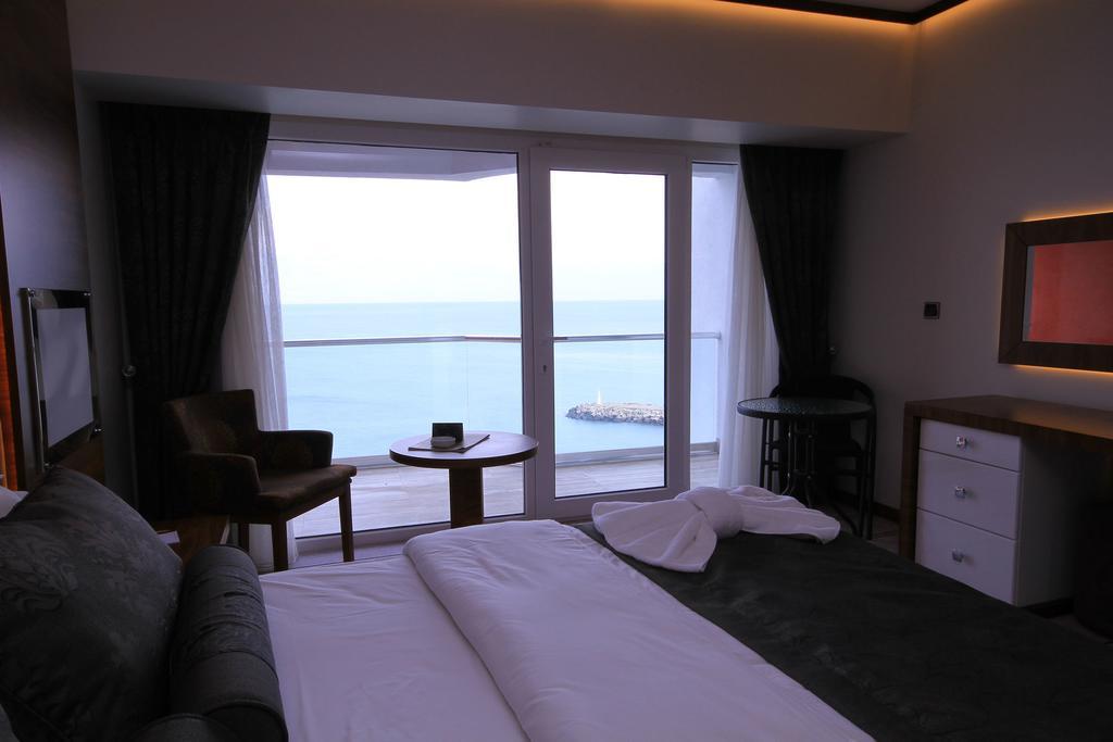Sky Tower Hotel Akcakoca Convention & Spa Center Rum bild