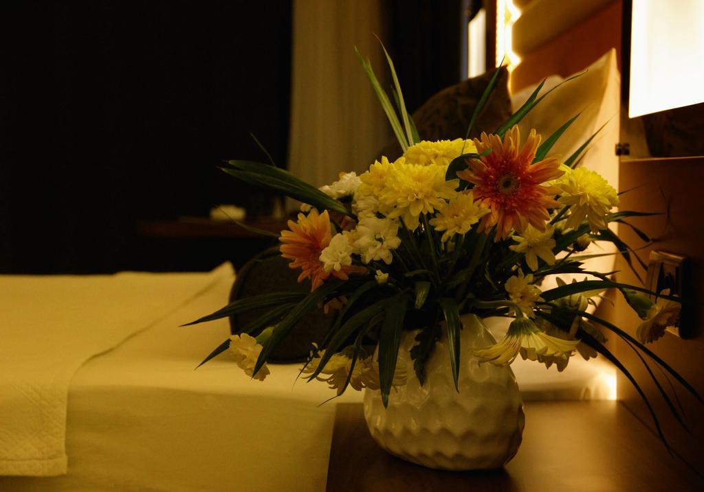 Sky Tower Hotel Akcakoca Convention & Spa Center Rum bild
